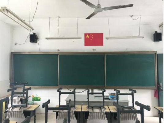 TY11 Horizontal Sliding Green Board