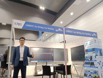 LONBEST E-writing Blackboard Made Its Debut at The 2023 EduTech Australia 